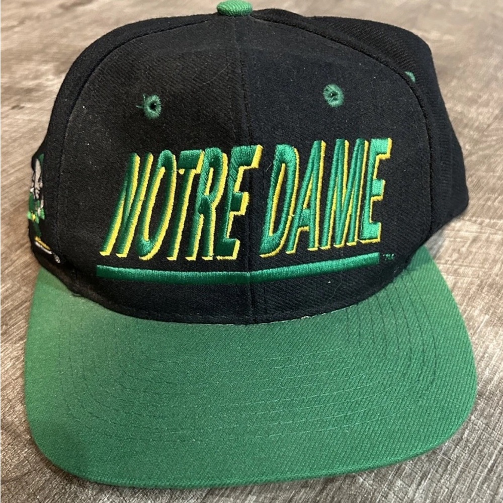 Vintage Notre Dame Fighting Irish Snapback Hat  Top Of the World